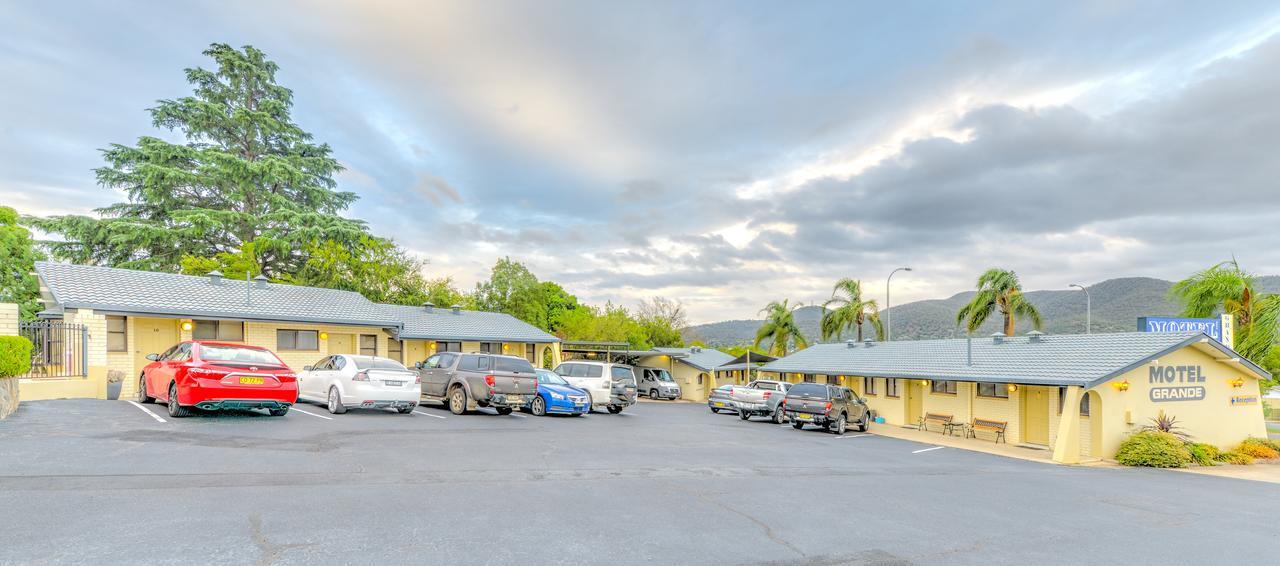 Motel Grande Tamworth Extérieur photo