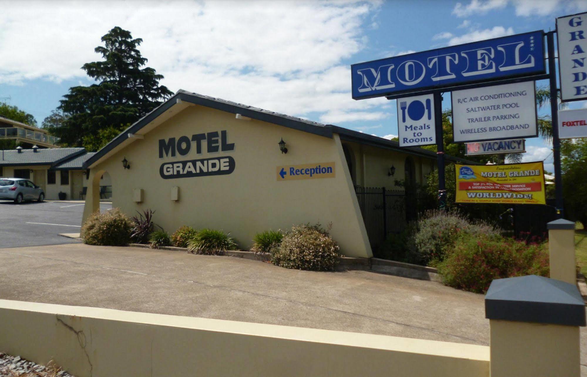Motel Grande Tamworth Extérieur photo