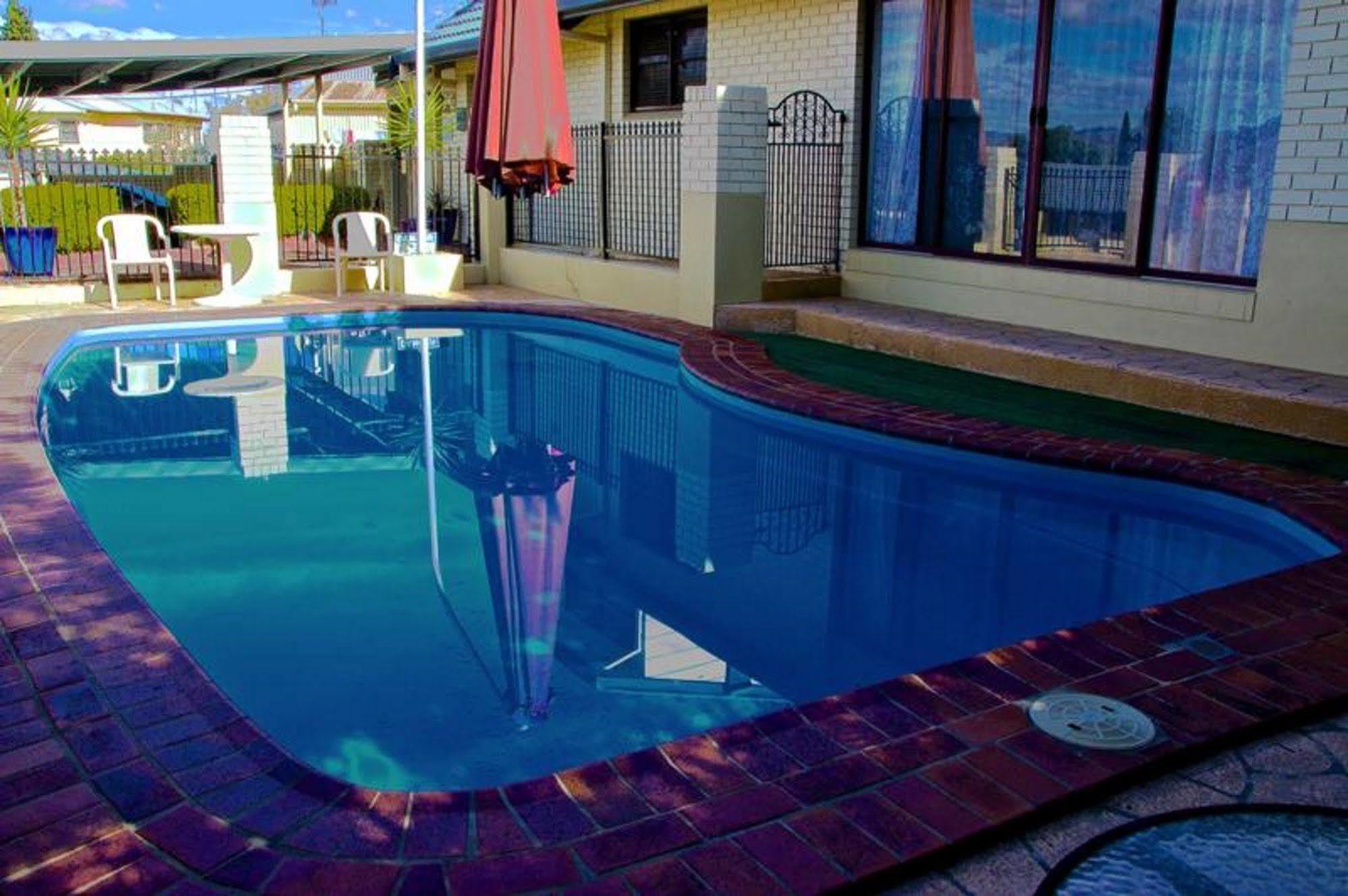 Motel Grande Tamworth Extérieur photo